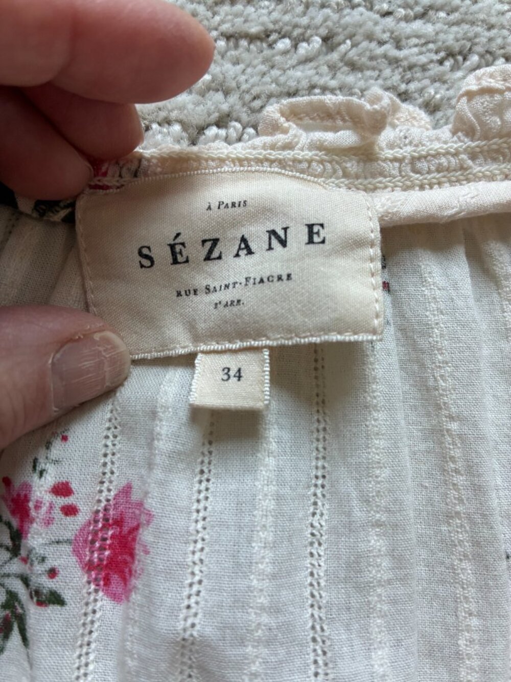 Sezane Blouse with Short Puff Sleeve - Picture 4 of 4